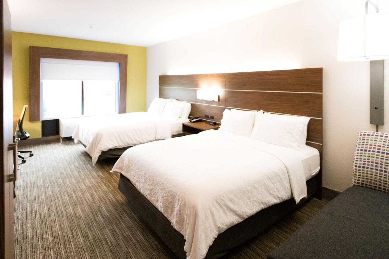 Holiday Inn Express & Suites Lexington North West-The Vineyard By Ihg Exterior photo
